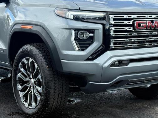 2025 GMC Canyon Denali