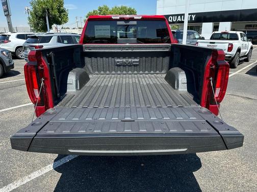2025 GMC Sierra 1500 AT4X