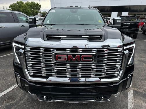 2025 GMC Sierra 2500 Denali