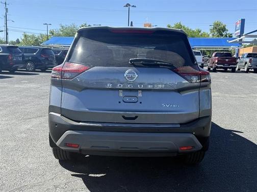Gun Metallic 2021 Nissan Rogue SV