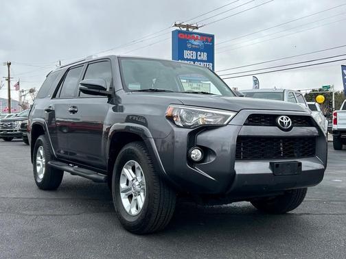 Photo 1 of 28 of 2016 Toyota 4Runner SR5 Premium