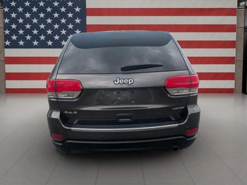 Granite Crystal Metallic Clearcoat 2015 Jeep Grand Cherokee Limited
