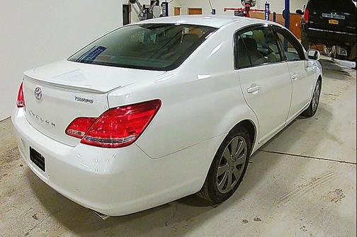 2006 Toyota Avalon Limited