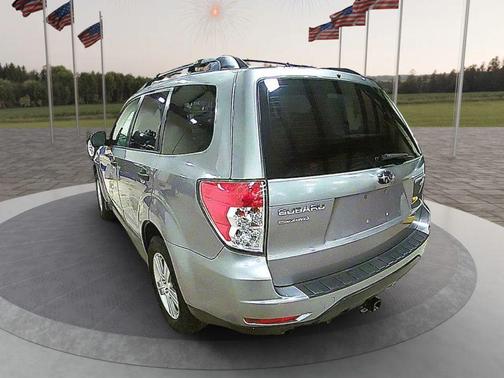 Silver 2011 Subaru Forester 2.5 X