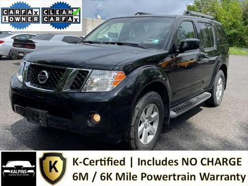 2012 Nissan Pathfinder LE