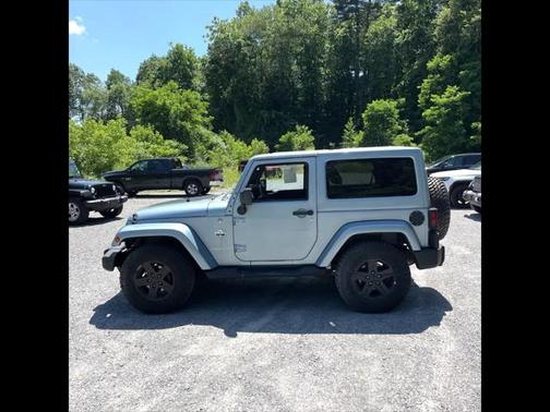 2012 Jeep Wrangler Sahara