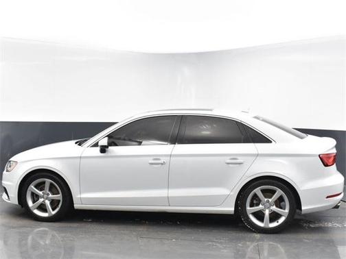 Photo 4 of 42 of 2015 Audi A3 2.0T Premium