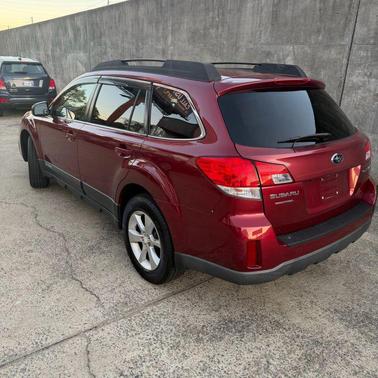 2013 Subaru Outback 2.5i Premium