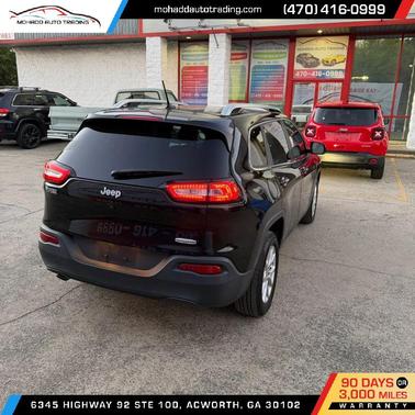 Black 2018 Jeep Cherokee Latitude