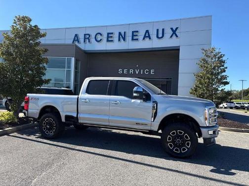 2023 Ford F-250 PLATINUM