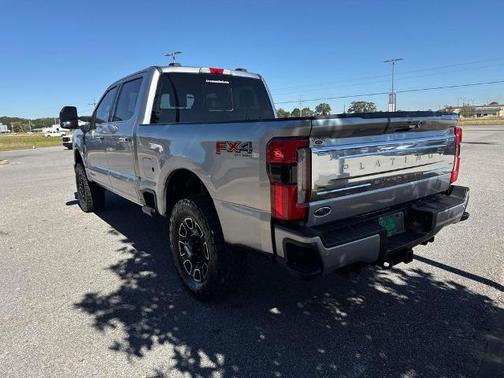 2023 Ford F-250 PLATINUM