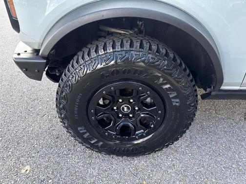 2023 Ford Bronco WILDTRAK