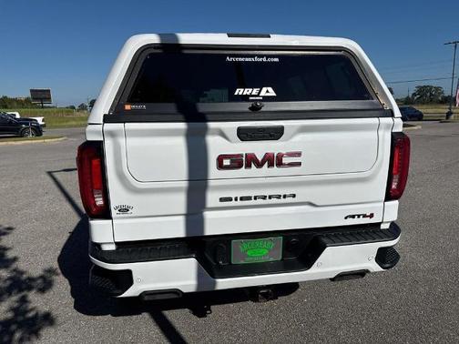 2022 GMC Sierra 1500 Limited AT4
