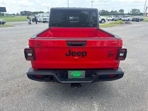 2024 Jeep Gladiator Sport