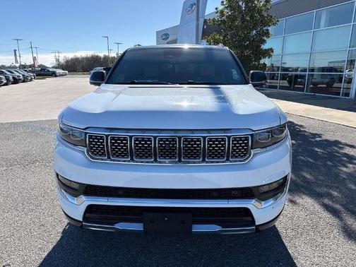 2023 Jeep Grand Wagoneer SERIES III