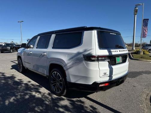 2023 Jeep Grand Wagoneer SERIES III