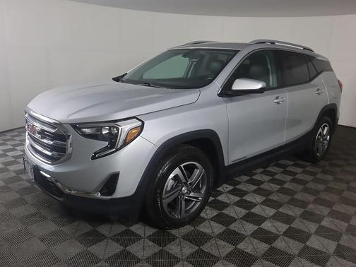 Photo 5 of 43 of 2019 GMC Terrain SLT