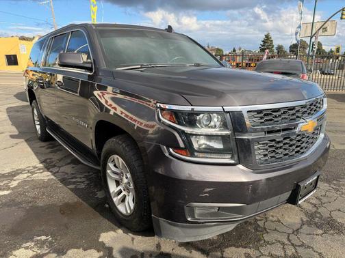 2018 Chevrolet Suburban LT