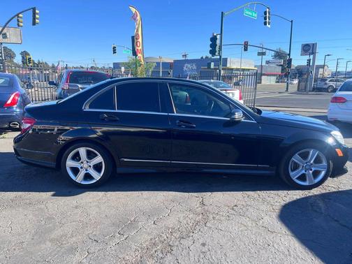 2011 Mercedes-Benz C-Class Sport
