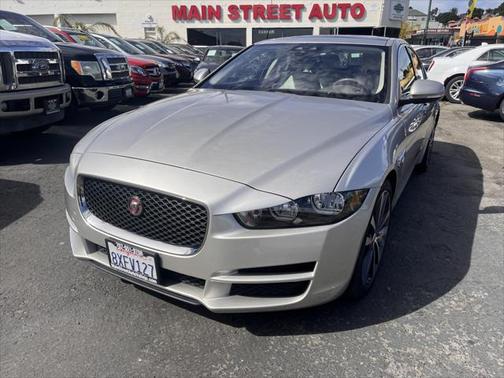 2017 Jaguar XE 25t Prestige