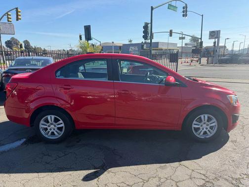 2015 Chevrolet Sonic LT