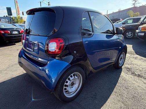 2016 smart ForTwo Passion Hatchback Coupe 2D