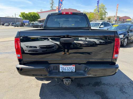 2005 Dodge Ram 1500 SLT Quad Cab