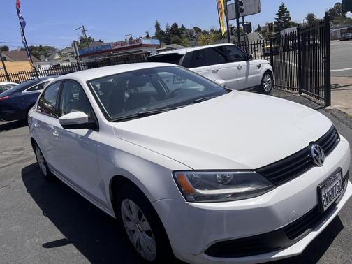 2014 Volkswagen Jetta Auto SE