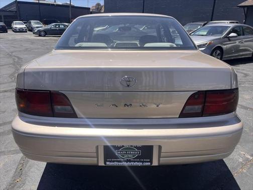1996 Toyota Camry LE