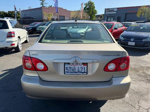 Gold 2006 Toyota Corolla S