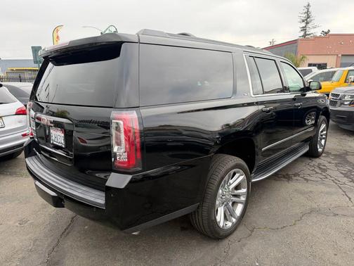 2019 GMC Yukon XL SLT