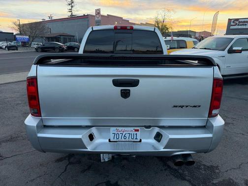 2005 Dodge Ram 1500 SRT-10 Quad Cab