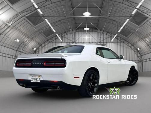 White Knuckle Clearcoat 2022 Dodge Challenger GT
