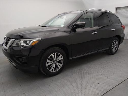 2020 Nissan Pathfinder SL 2WD