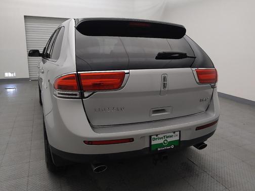 2015 Lincoln MKX Base