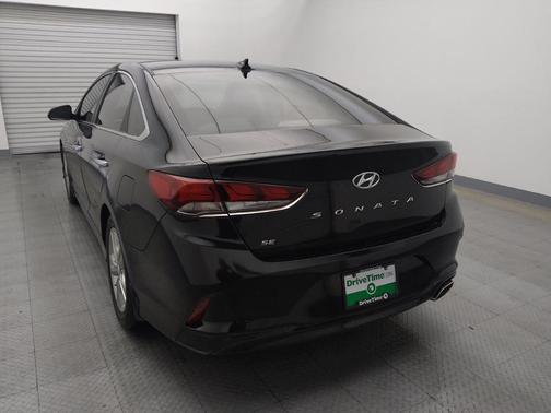 2018 Hyundai SONATA SEL