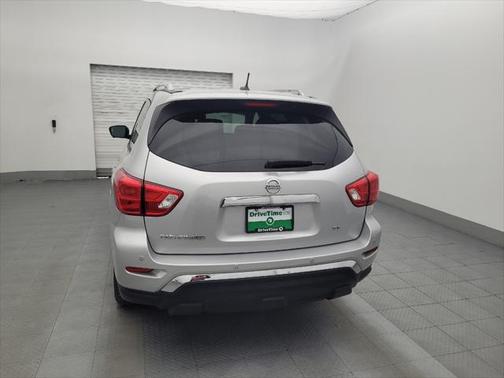 2018 Nissan Pathfinder SL