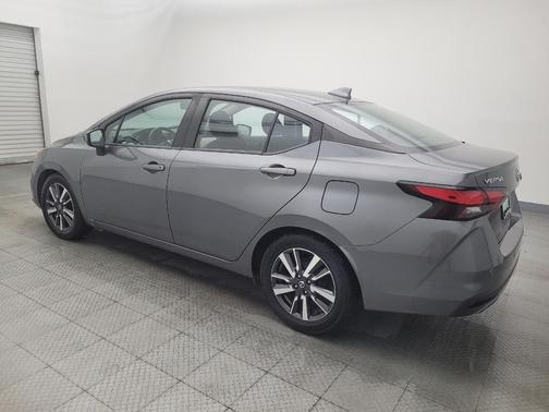 2021 Nissan Versa 1.6 SV