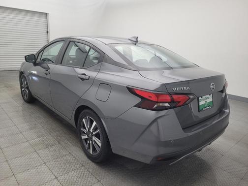 2021 Nissan Versa 1.6 SV