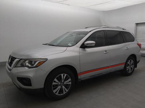 Brilliant Silver Metallic 2019 Nissan Pathfinder S