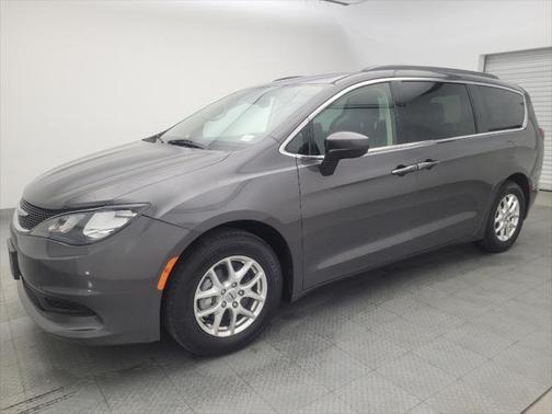 2021 Chrysler Voyager LXI