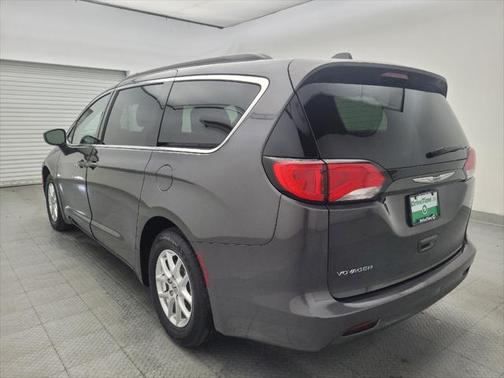2021 Chrysler Voyager LXI
