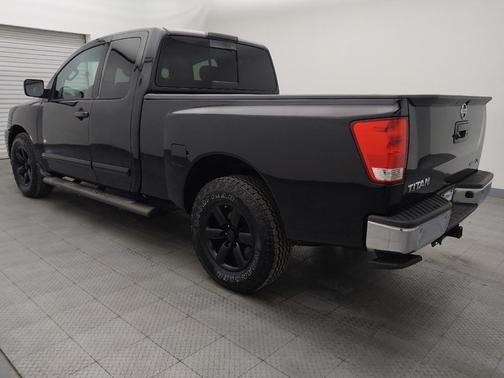 2013 Nissan Titan SV