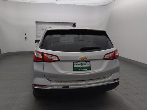 Silver Ice Metallic 2019 Chevrolet Equinox 1LT