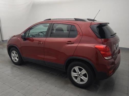 Crimson Metallic 2021 Chevrolet Trax LT