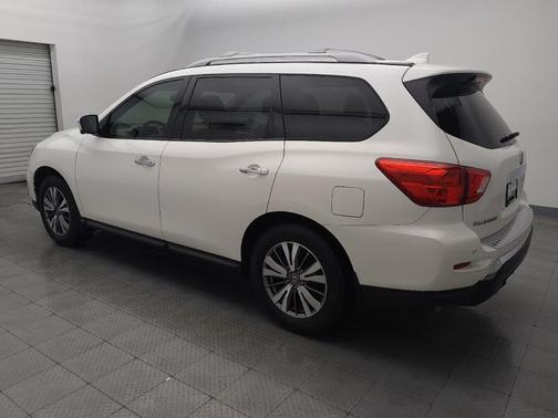 2019 Nissan Pathfinder SL