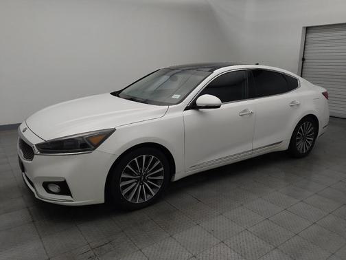 2018 Kia Cadenza Premium