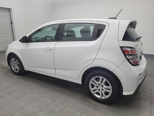 2017 Chevrolet Sonic LT