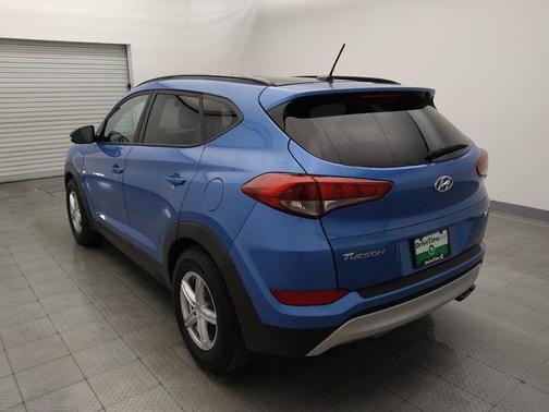 2017 Hyundai TUCSON Night