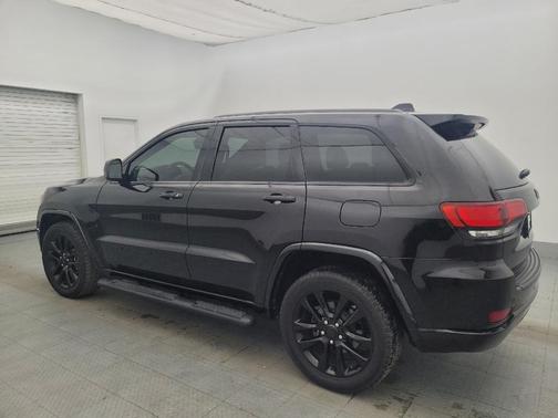 Diamond Black Crystal Pearlcoat 2020 Jeep Grand Cherokee Altitude